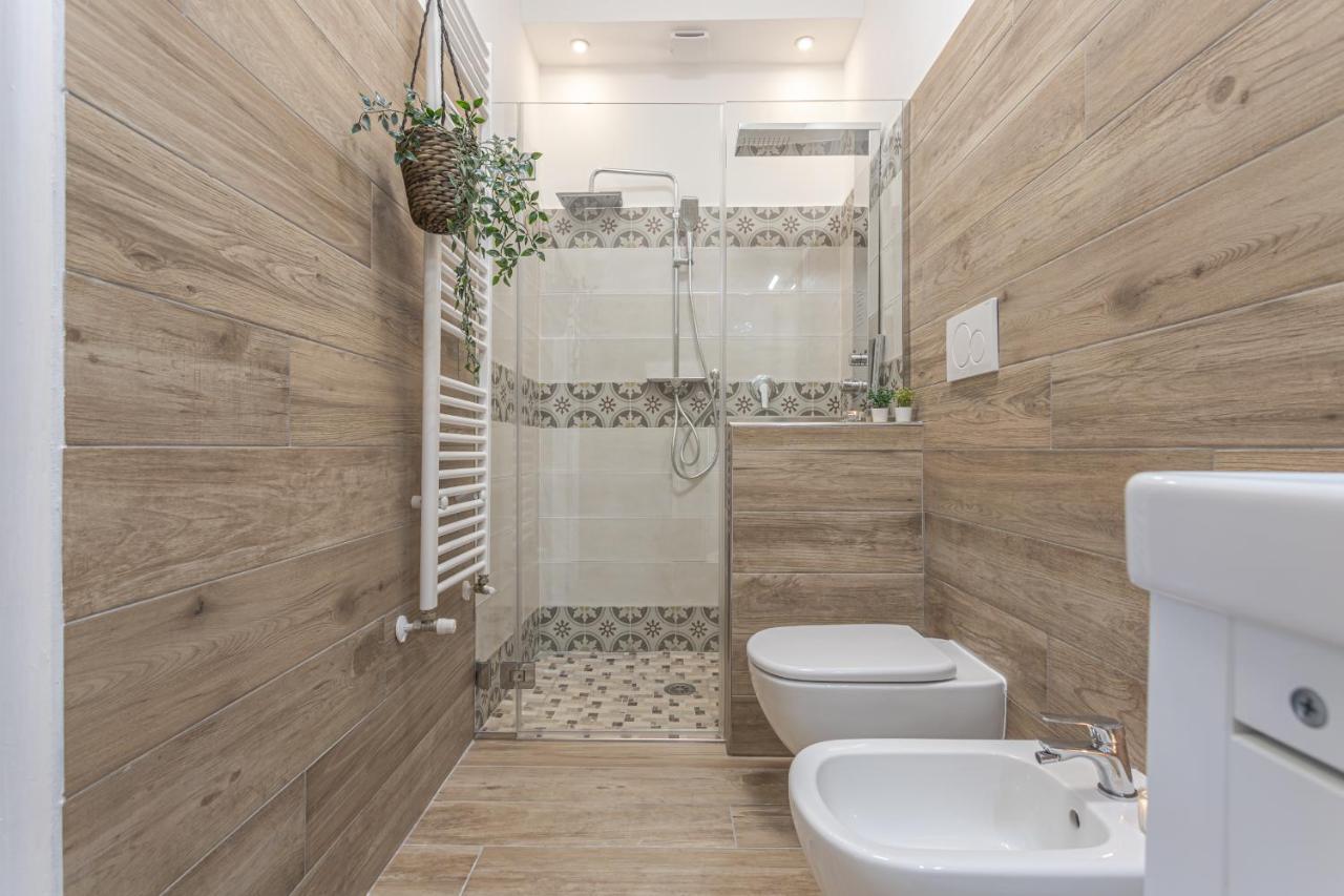 Adriana'S Suites In Prati Close To Vatican Museum Roma Esterno foto