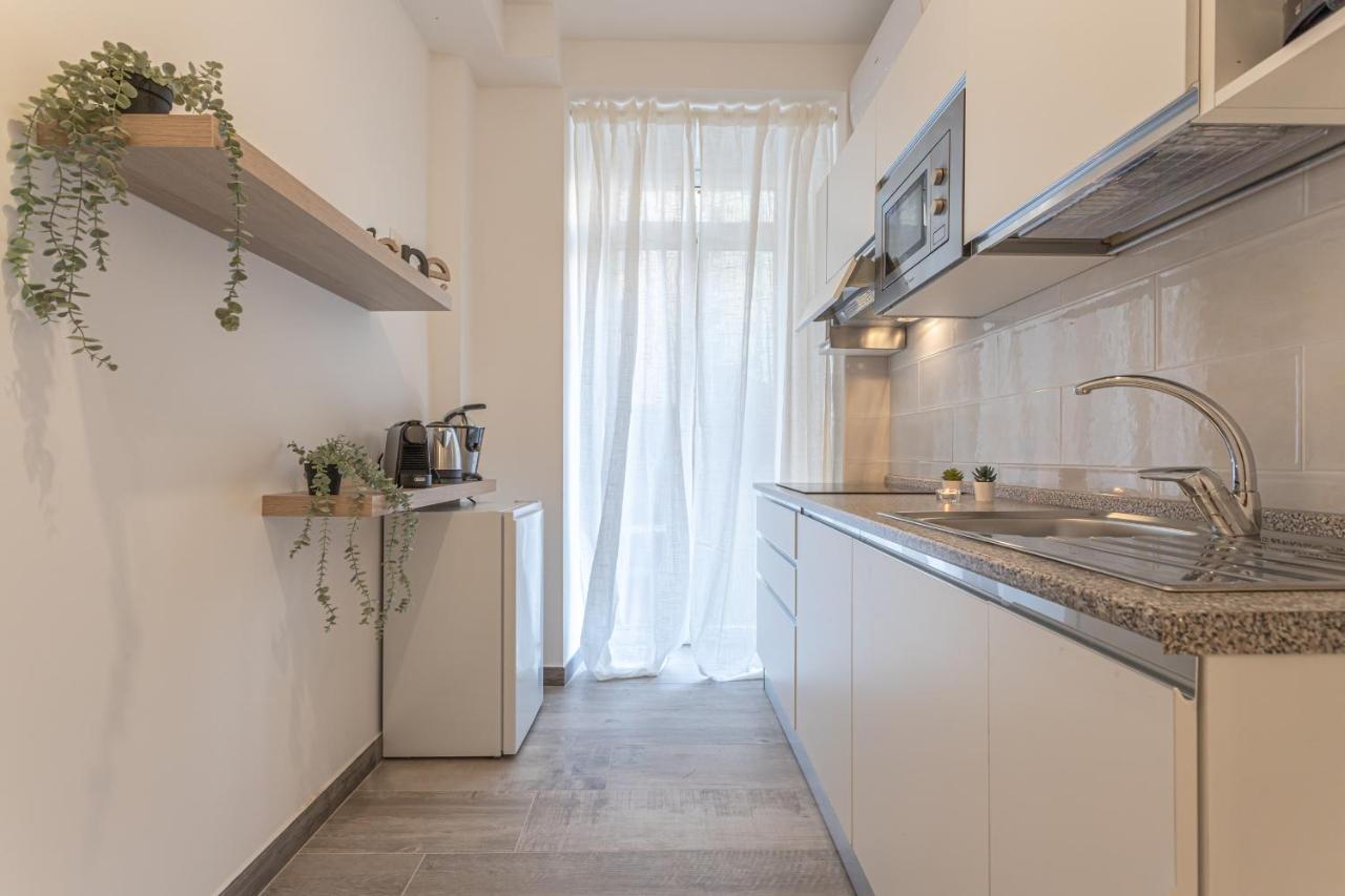 Adriana'S Suites In Prati Close To Vatican Museum Roma Esterno foto